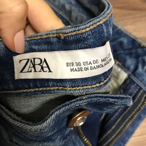 Really cute pair of jeans - Picture 3 of 4